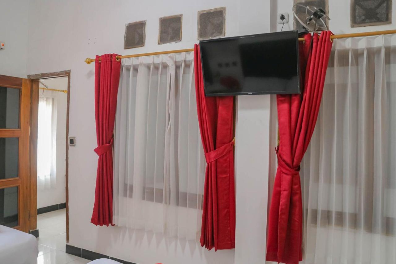 Wisma Vandera Syariah Garut Mitra Reddoorz Esterno foto